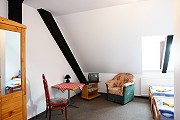 Zweibett-Ferienzimmer - Bild anklicken zum Vergrößern (35 kByte)
